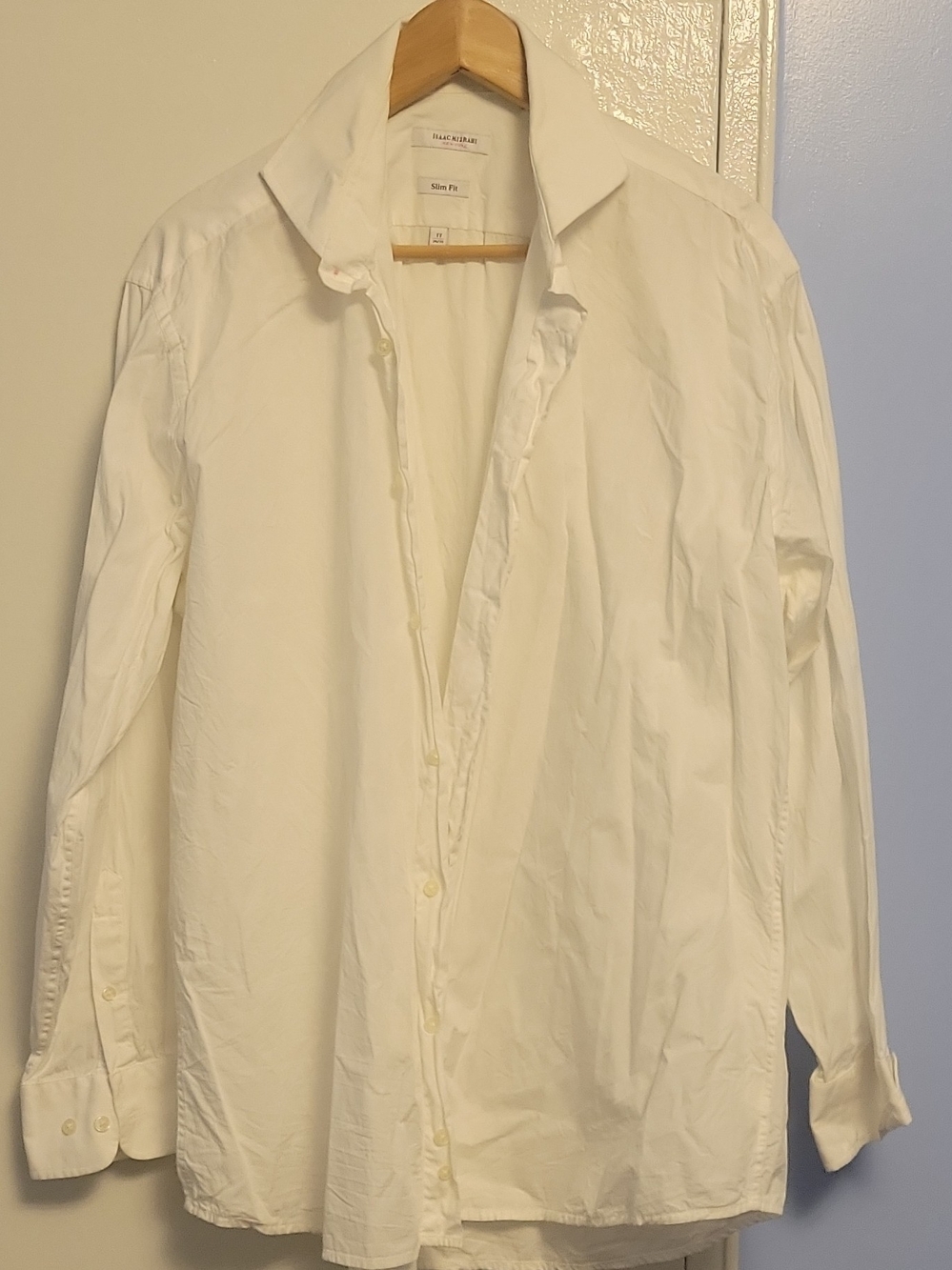 Isaac Mizrahi White Men’s Dress Shirt - Classic Button-Front